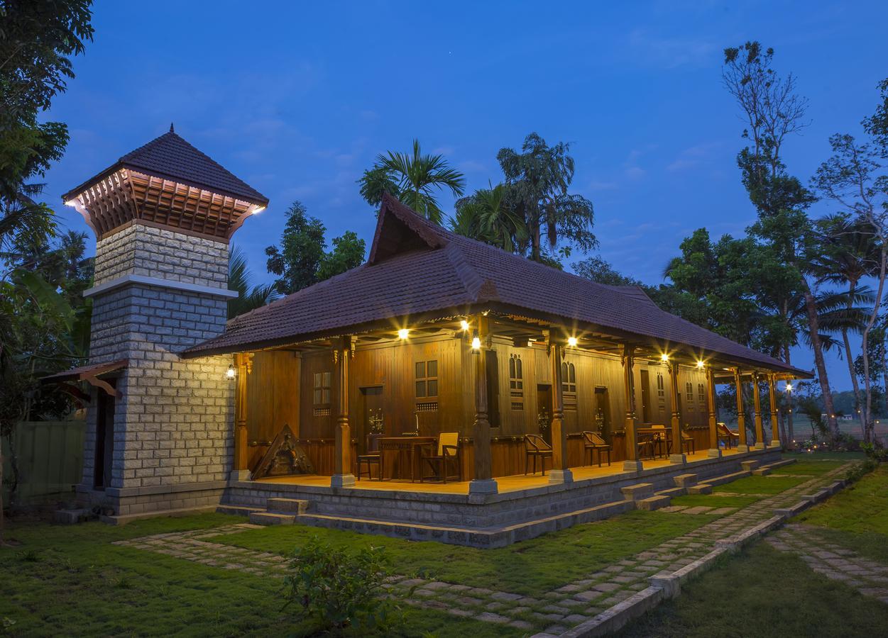 Kuttichira Heritage Home Alappuzha Eksteriør billede